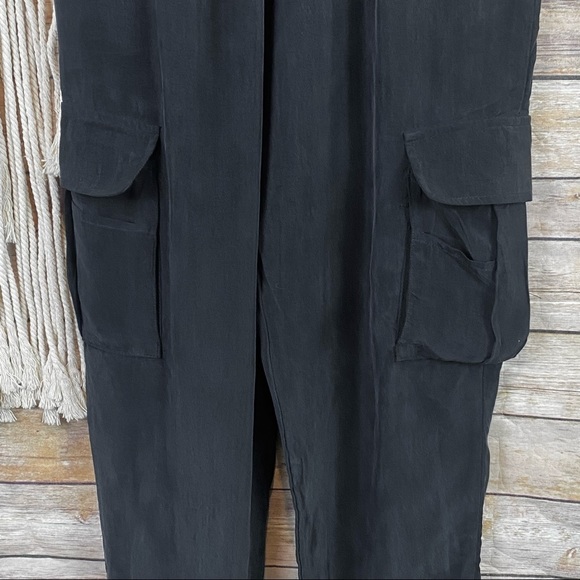 Alice + Olivia | ‘Dede’ Black Smocked Waistband Slinky Twill Cargo Jogger Pants - Picture 4 of 12